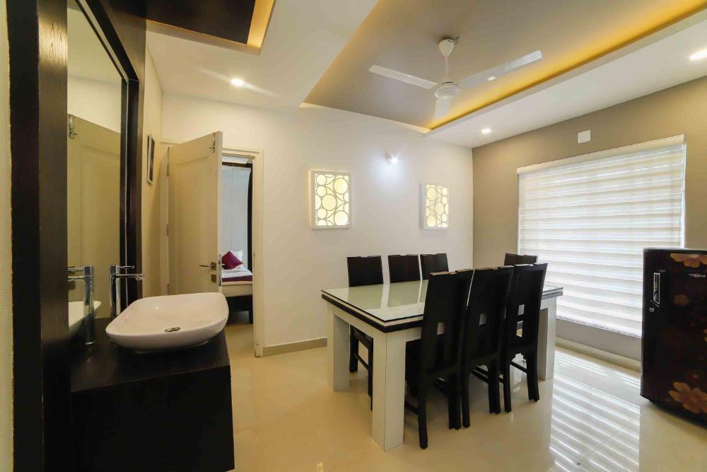 ambalath maple leaves hostel