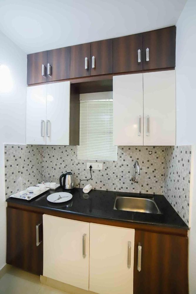 ambalath maple leaves hostel