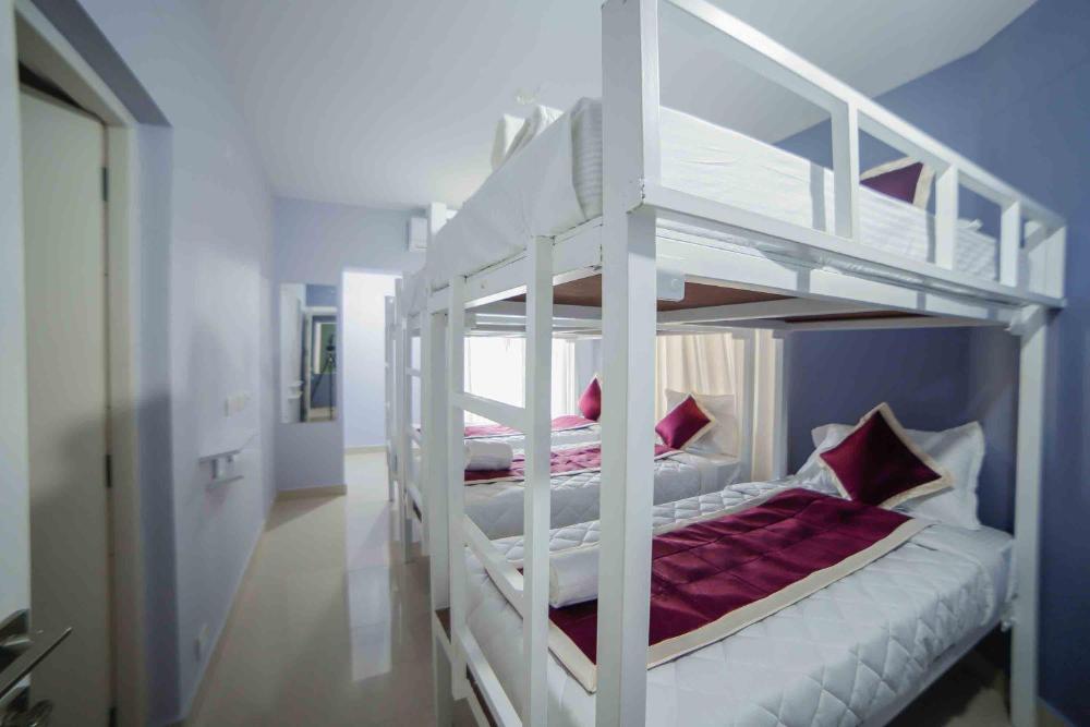 ambalath maple leaves hostel
