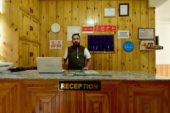 hotel new sun n snow