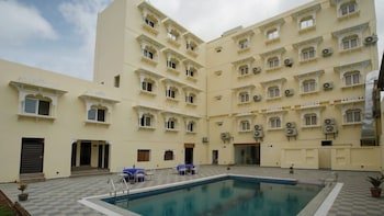 Bhanwar Niwas,Udaipur>>Eklingji,3 star
