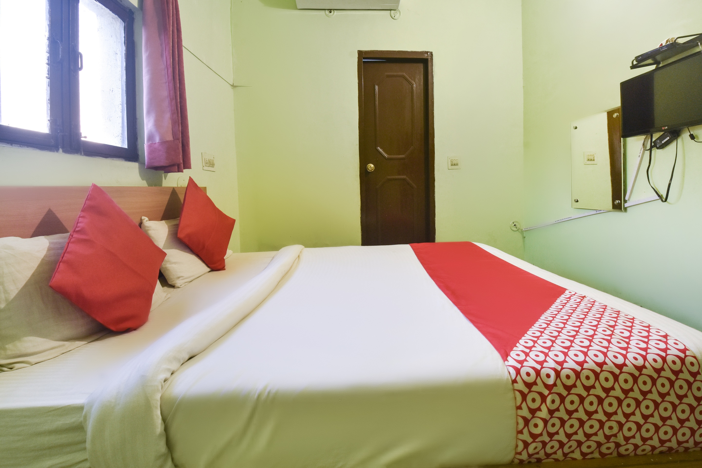 hotel o shree laxmi palace