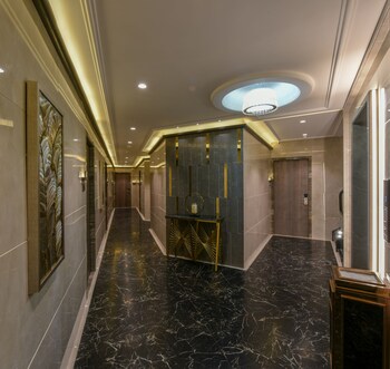 hotel orient regency