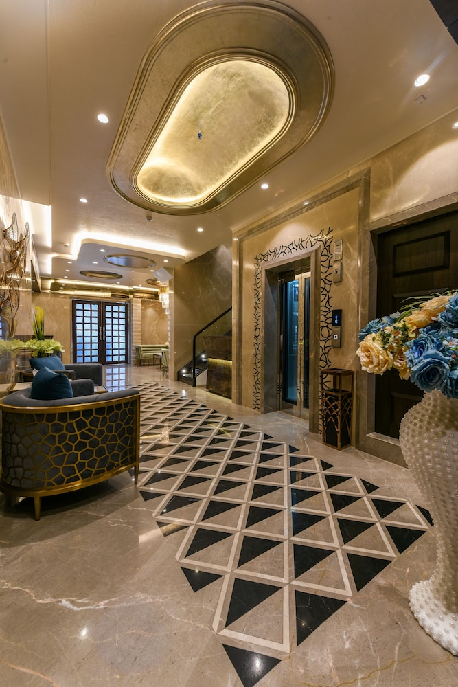 hotel orient regency