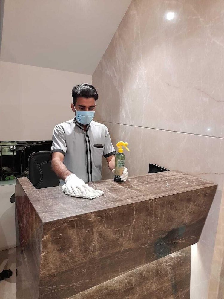 hotel orient regency