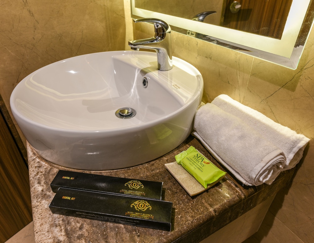 hotel orient regency