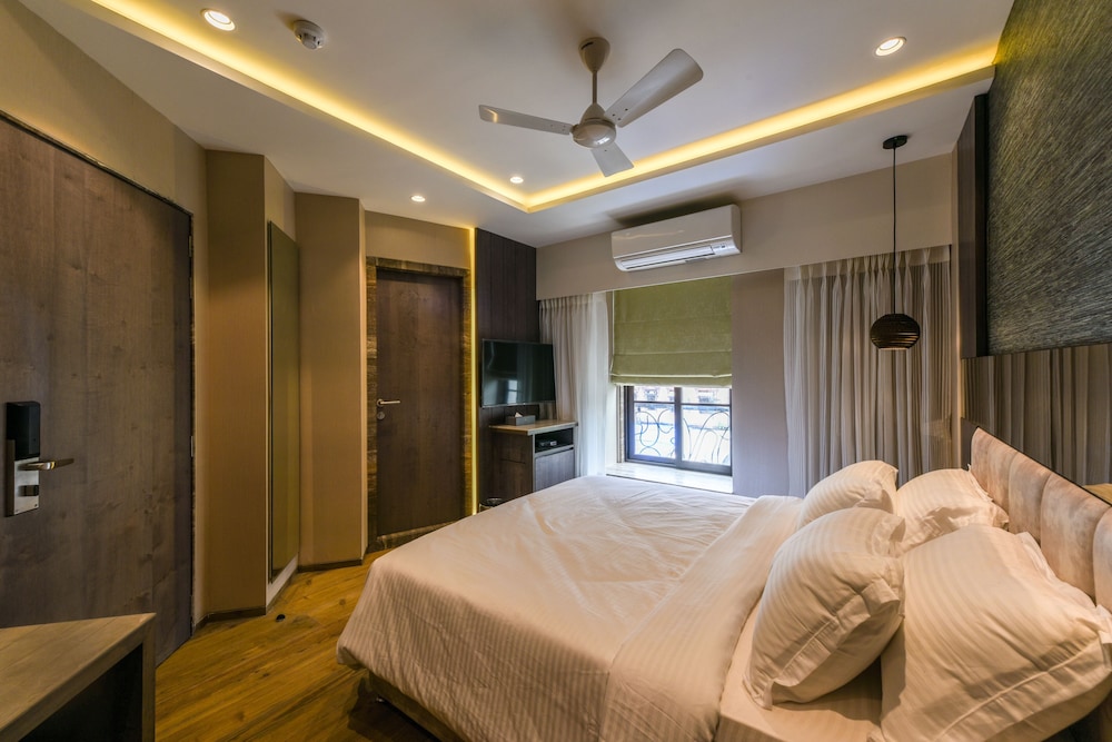 hotel orient regency