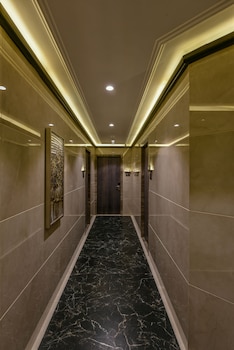 hotel orient regency