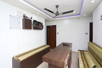oyo 13265 aashray guest house