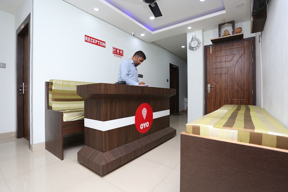 oyo 13265 aashray guest house
