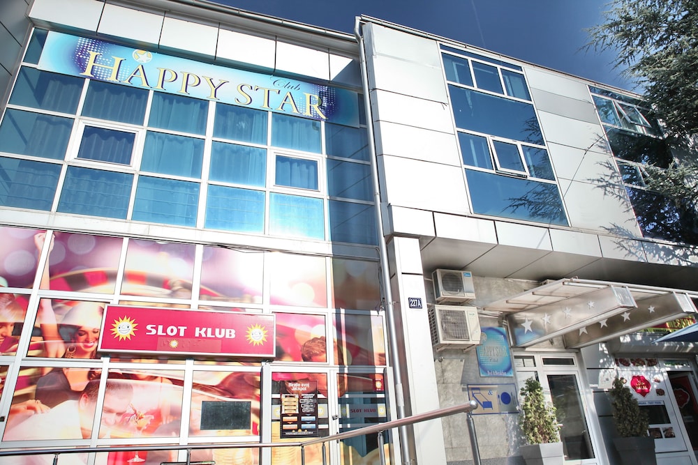 happy star club