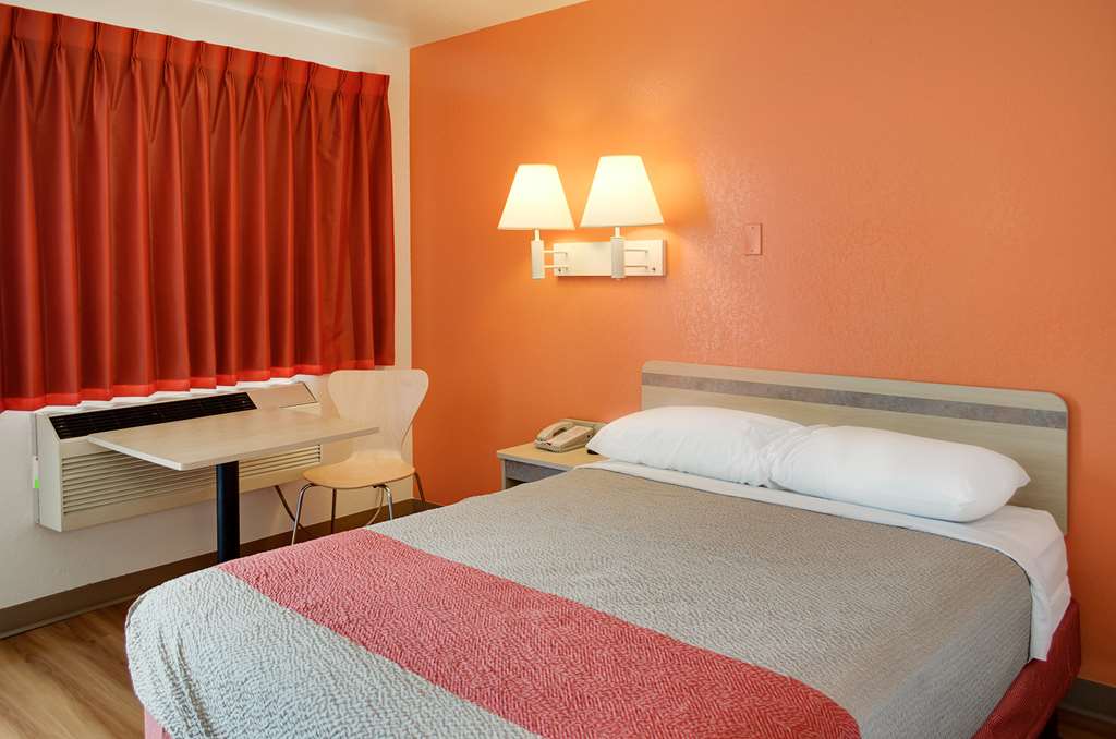 motel 6 gulfport ms airport