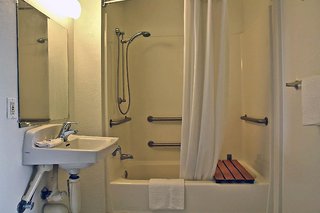 Motel 6 Gulfport, Ms – Airport,Gulfport>>Biloxi,2 star