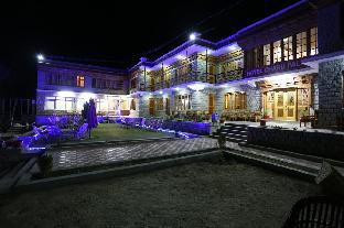 Hotel Charu Palace,Khakshal,3 star