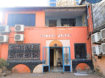 Hexa Metro Plaza,Maharashtra>>Mumbai,2.5 star