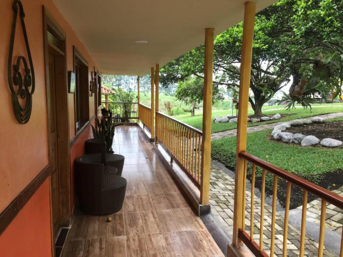 finca hotel yerbabuena