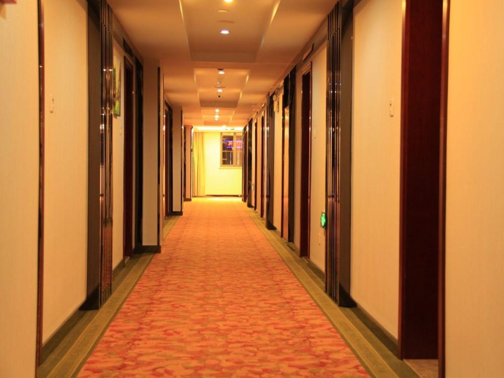 greentree inn suzhou taicang liuhe passenger stati