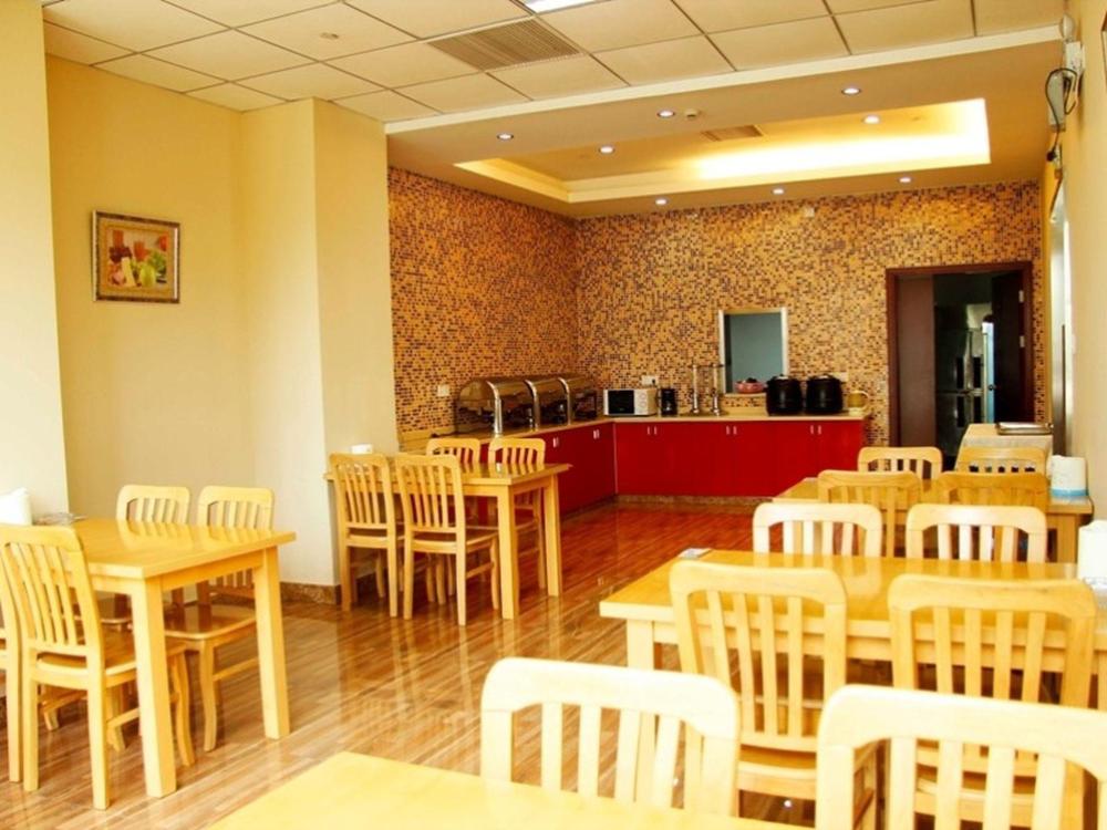 greentree inn suzhou taicang liuhe passenger stati