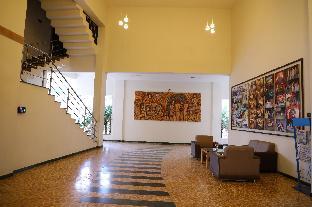 neels city resort