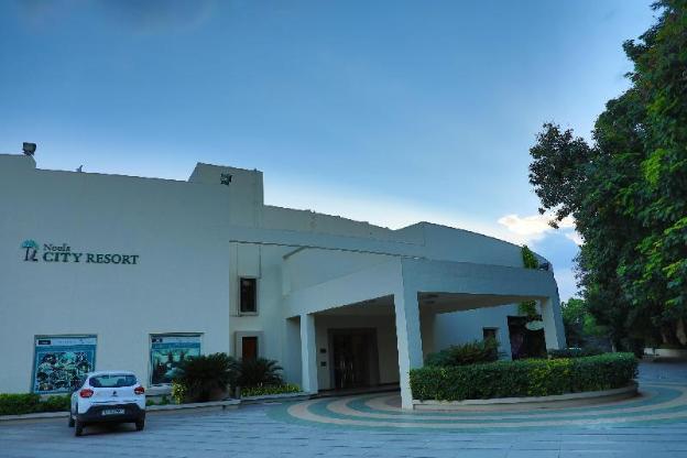 neels city resort