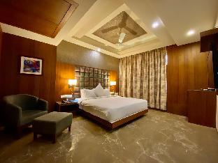 neels city resort