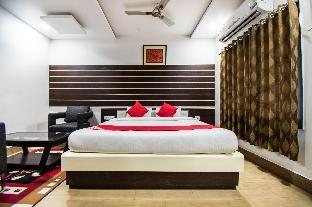 hotel holiday international