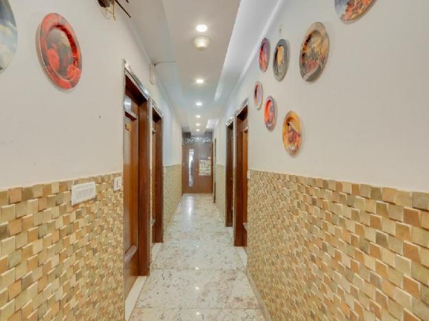hotel new frontier