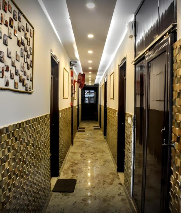 hotel new frontier