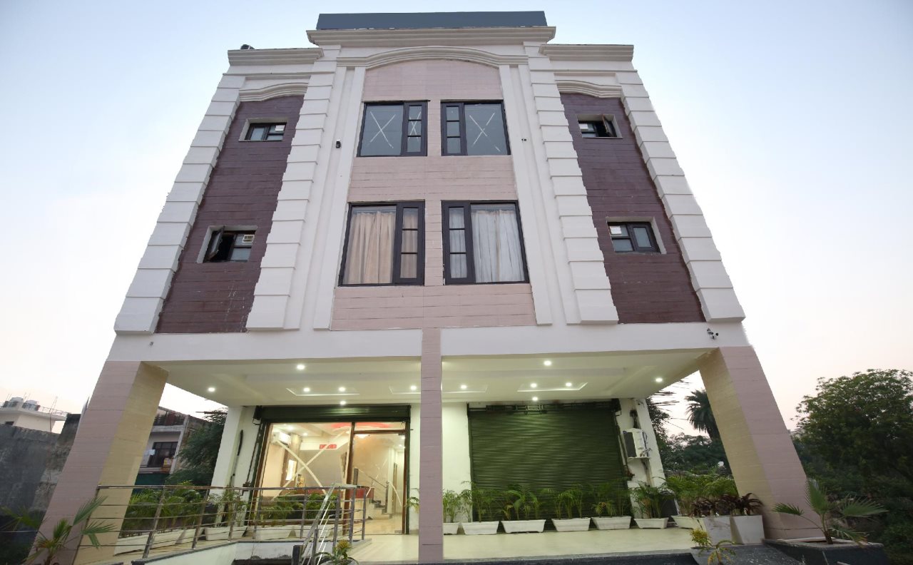 oyo 19699 hotel millard
