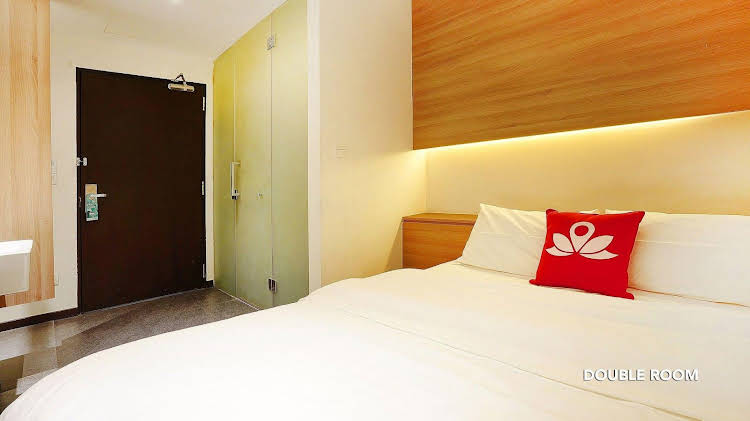 zen rooms arab street