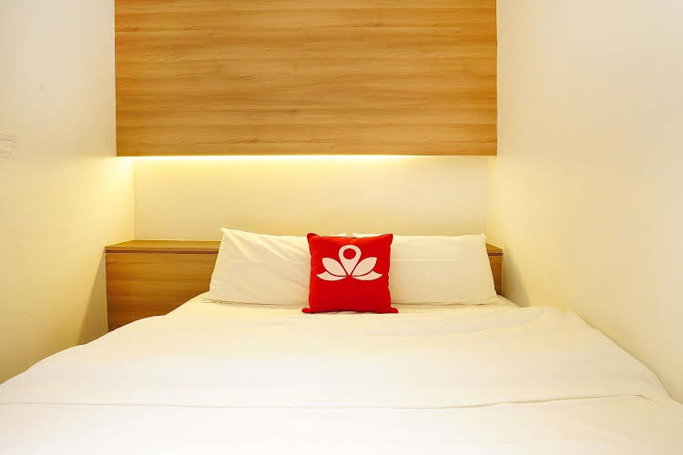 zen rooms arab street