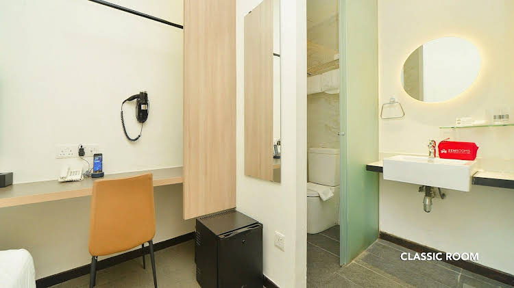 zen rooms arab street