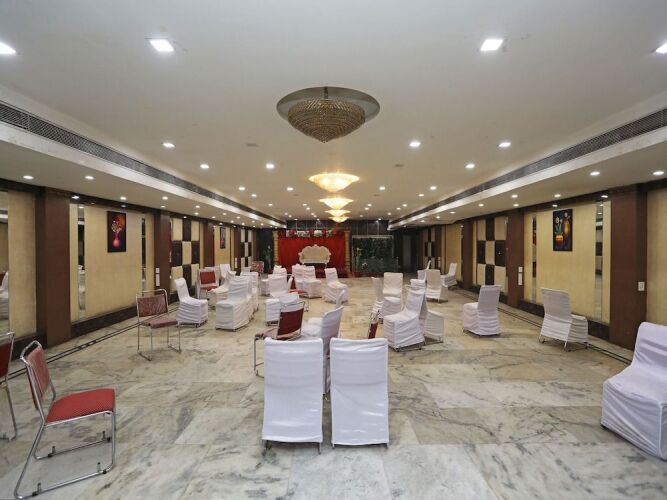 hotel vanya palace by wb inn