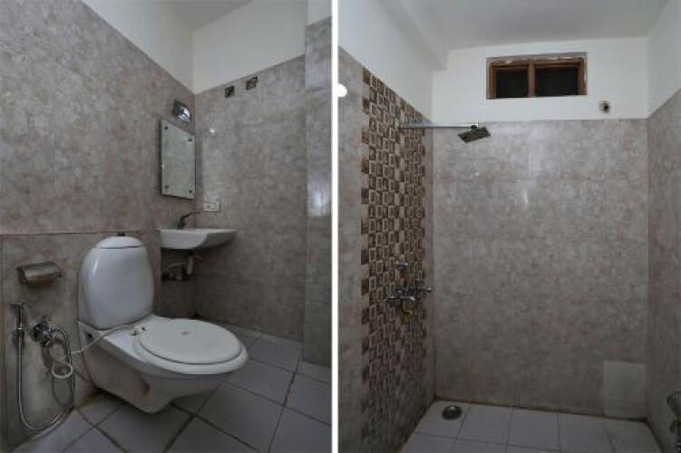 hotel vanya palace by wb inn