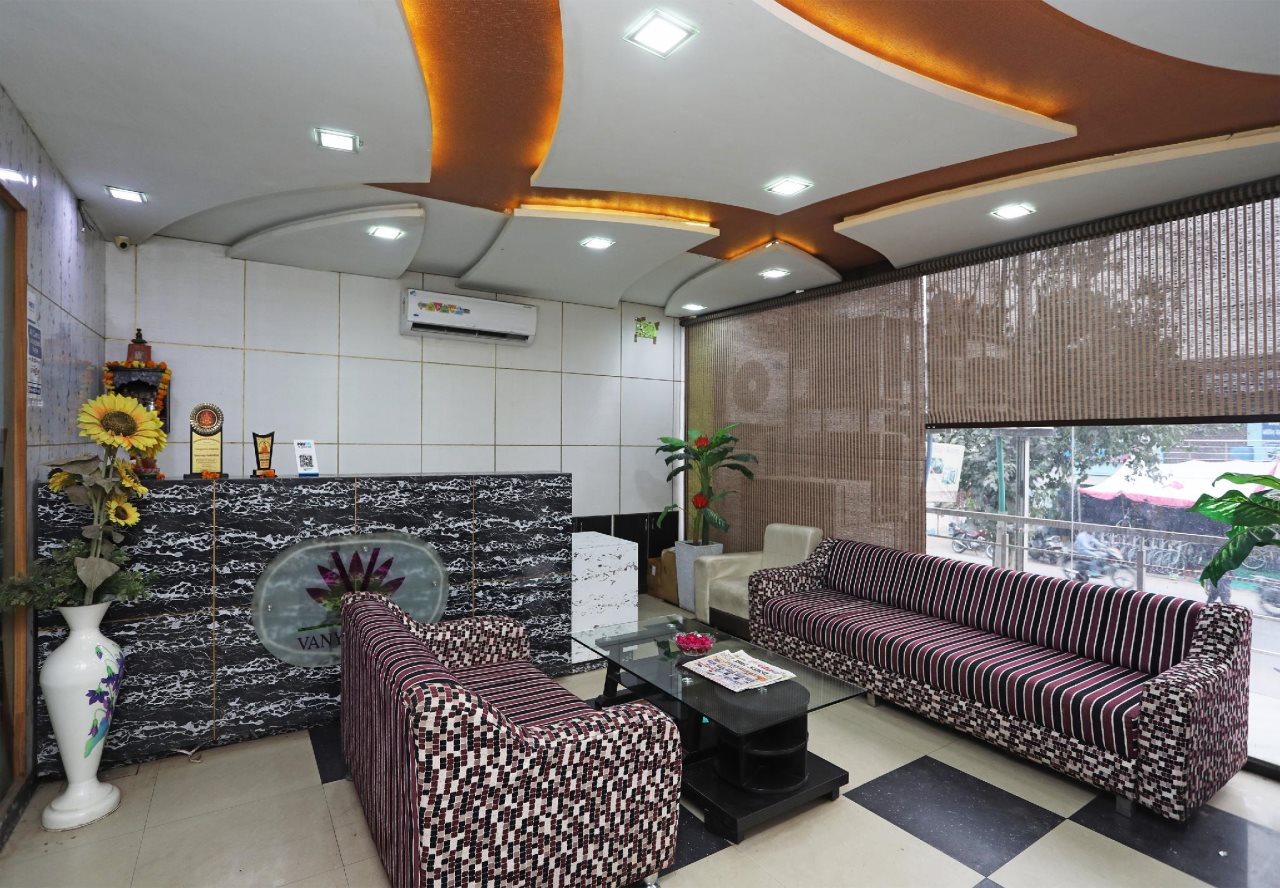 hotel vanya palace by wb inn