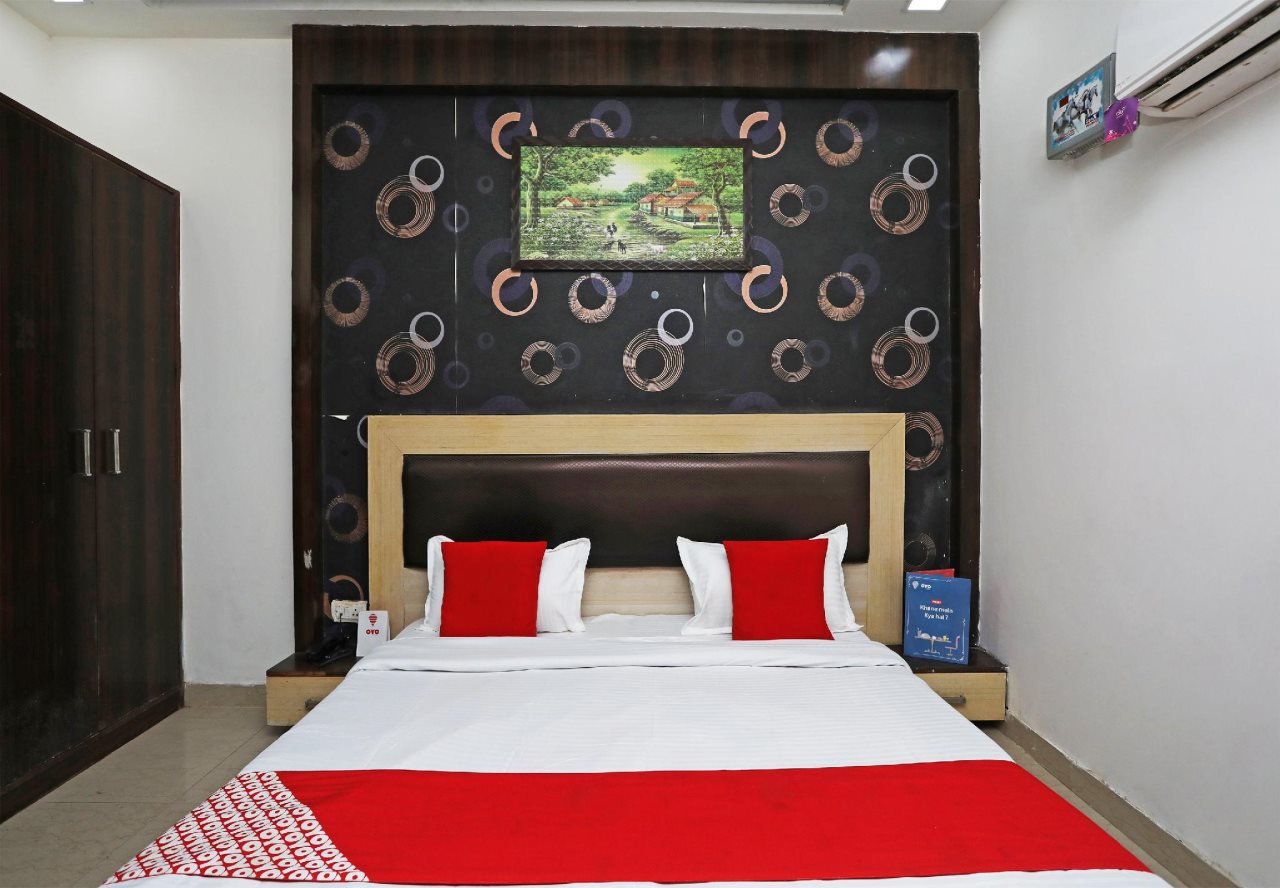 hotel vanya palace by wb inn