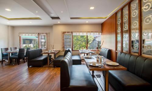 treebo ambika residency near hidimba devi temple
