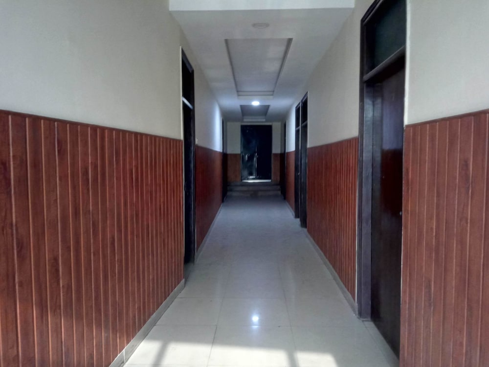 akash guest house