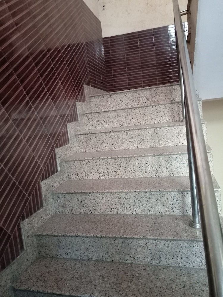 akash guest house