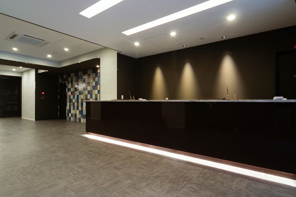 doutonbori crystal hotel