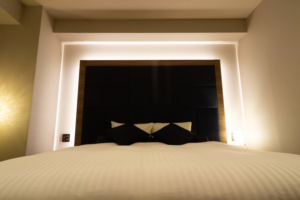 doutonbori crystal hotel