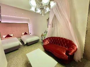 doutonbori crystal hotel