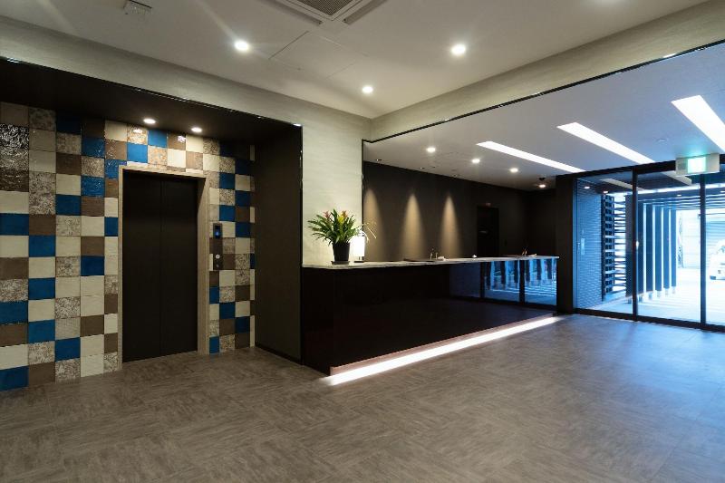 doutonbori crystal hotel