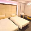 doutonbori crystal hotel