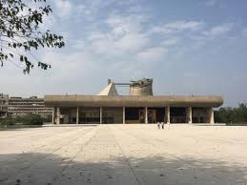Hotel Royal Mjs Pinjore,Chandigarh>>Baddi,3 star