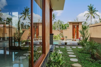 uma galih ubud villa