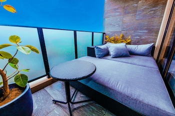 glamday style hotel and resort okinawa yomitan