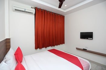 oyo flagship 18533 tulip inn