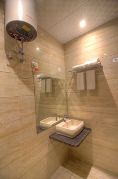 hotel paragon suites