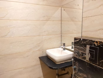 hotel paragon suites